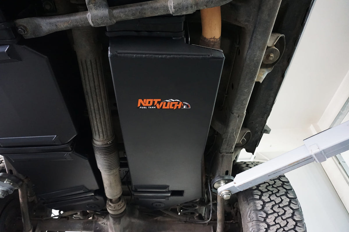 Дополнительный топливный бак 70 л на Jeep Wrangler JK, фото 5 из 7