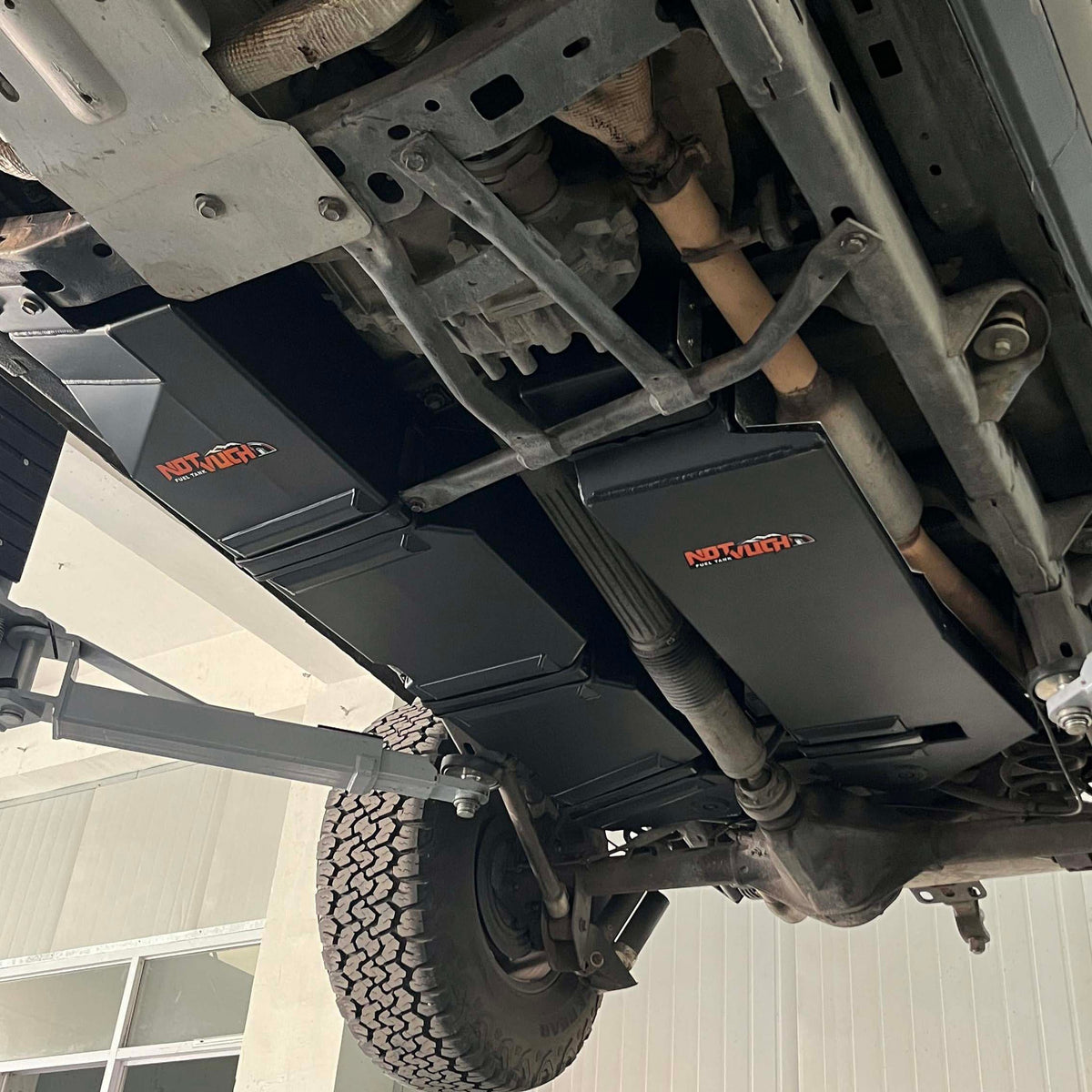 Увеличенный (основной) топливный бак 115 л на Jeep Wrangler JK, фото 6 из 7