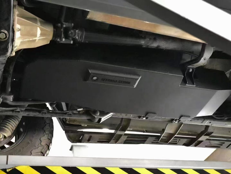 Дополнительный топливный бак 82 л из нержавеющей стали, BAIC BJ40C