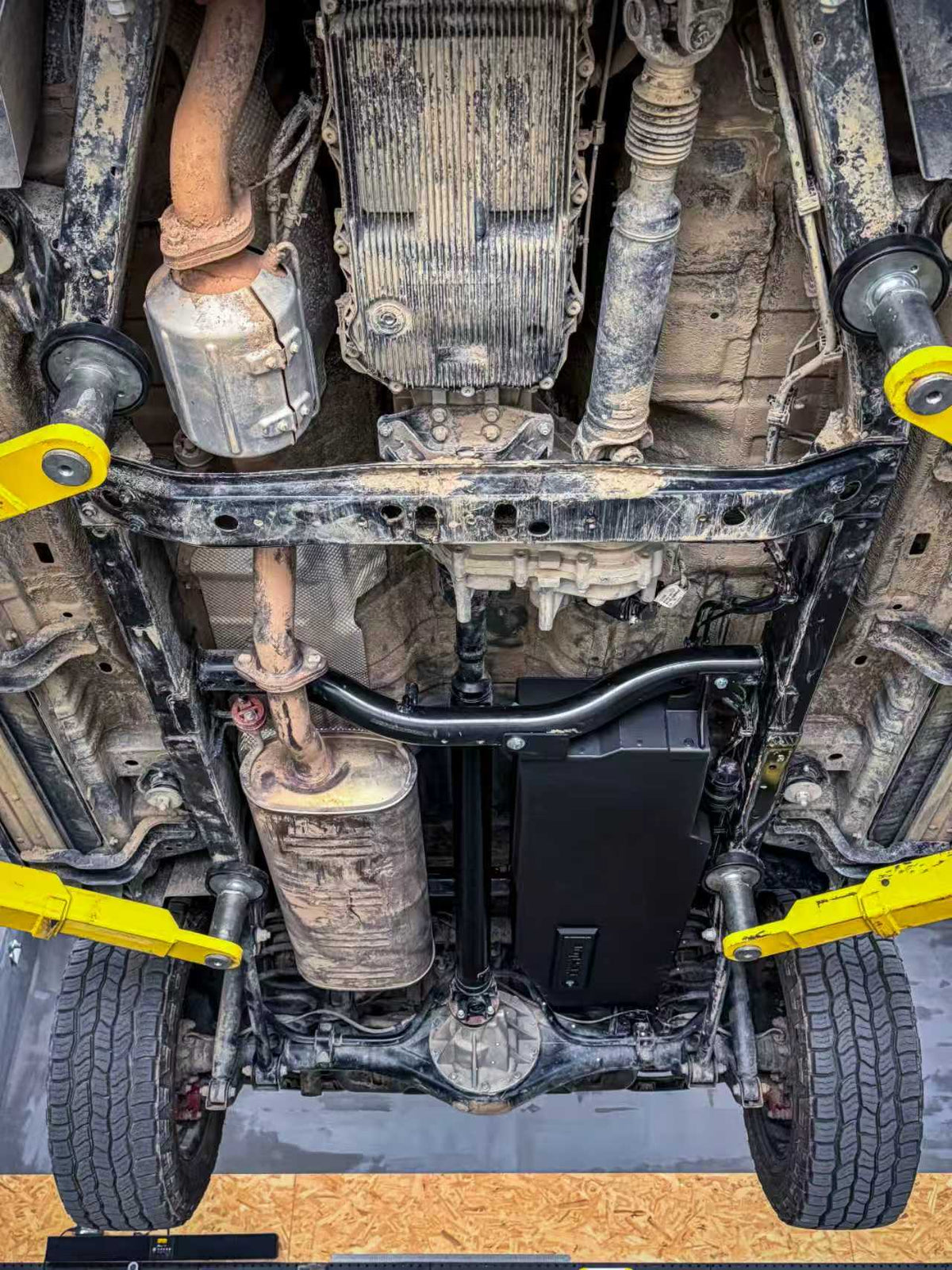 Дополнительный топливный бак 71 л из нержавеющей стали, BAIC BJ40S (2021–2023)