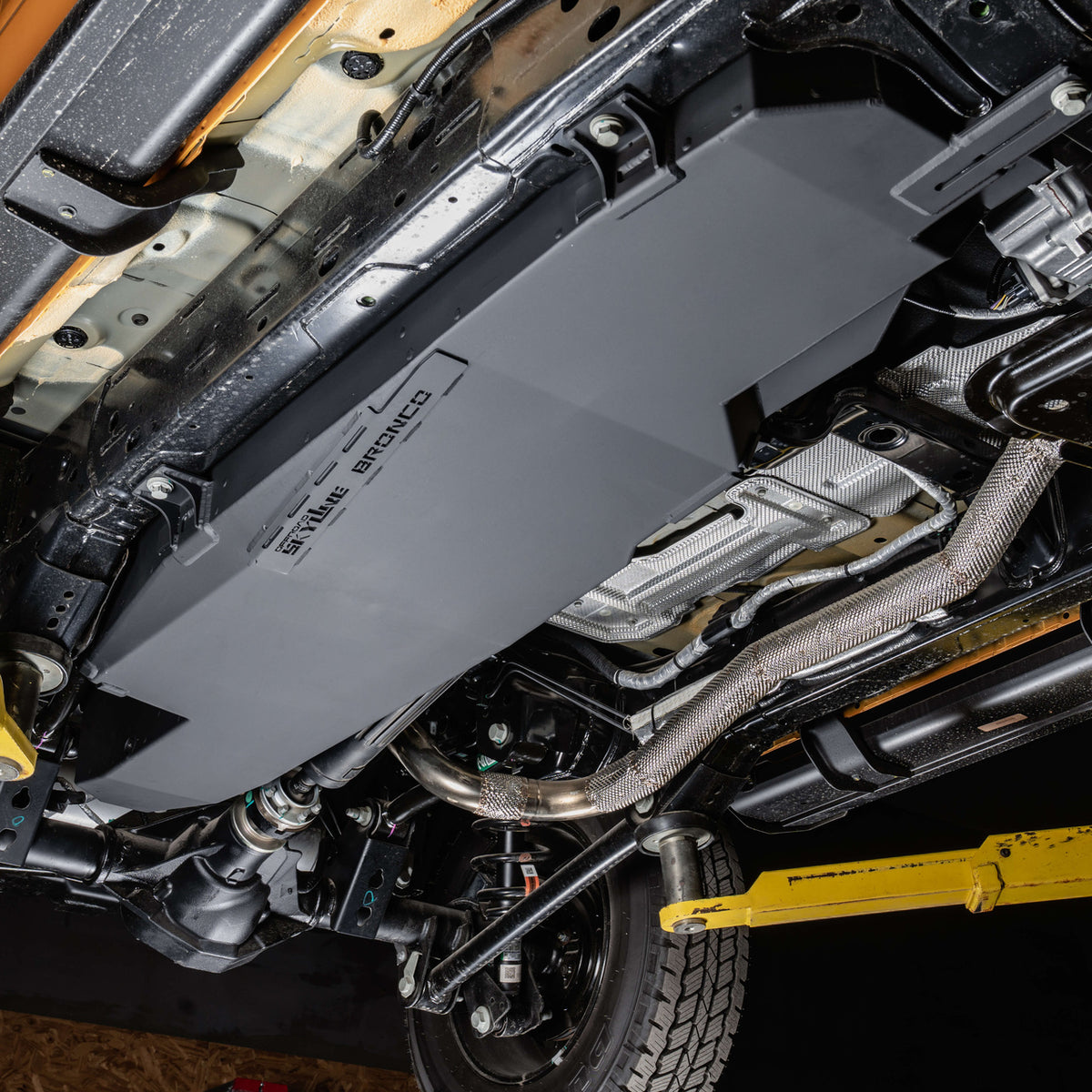 Увеличенный топливный бак 130 л из нержавеющей стали, Ford Bronco, 4 двери, двигатель 2.3/2.7