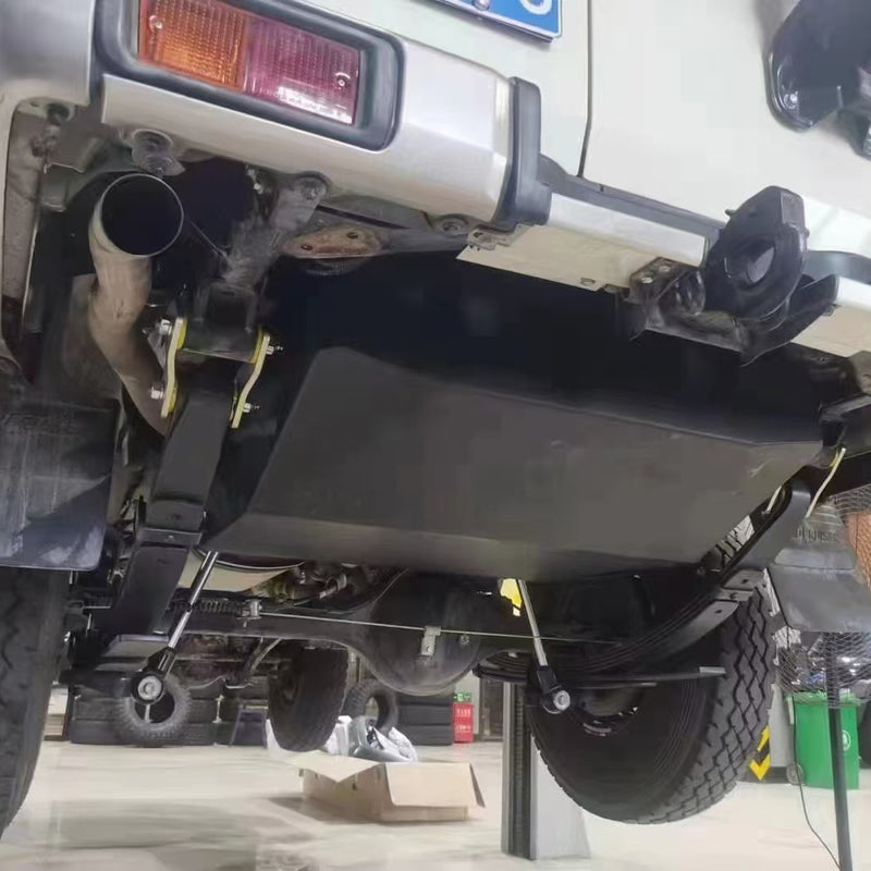 Топливные баки на Jetour