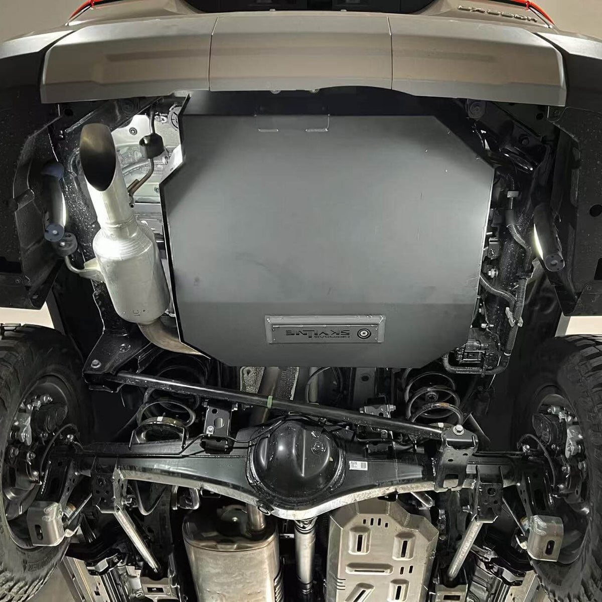 Дополнительный топливный бак 100 л из нержавеющей стали, Toyota Land Cruiser 250 (Prado)