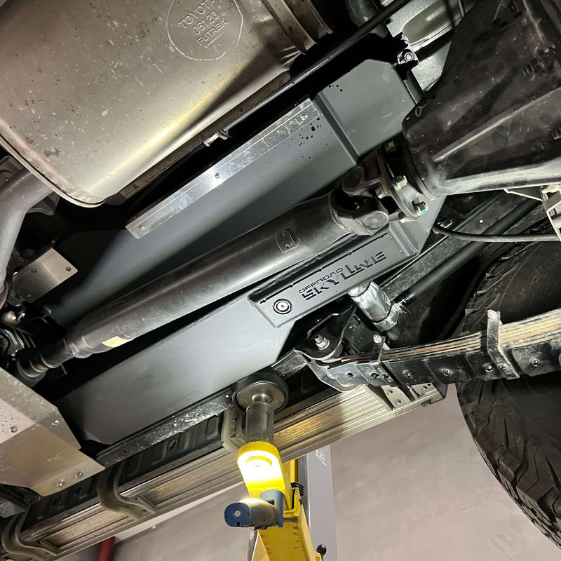 Топливные баки на Toyota Land Cruiser 76